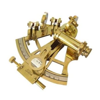 SEXTANTE NÁUTICO latón---Largo: 11 -Ancho: 12 cm