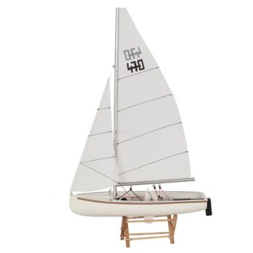 VELERO 470 ESCUELA(1963)----Largo: 91- Alto: 89 cm