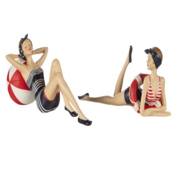 PAREJA DE JÓVENES BAÑISTAS–Alto: 13 cm