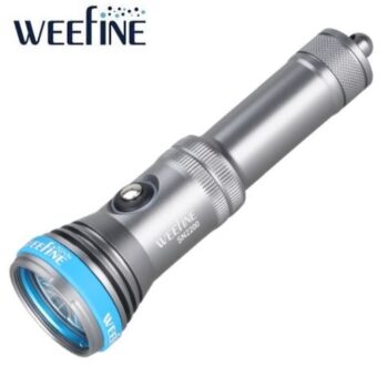 Linterna WEEFINE SN-15º— 2200 lms LED. recargable